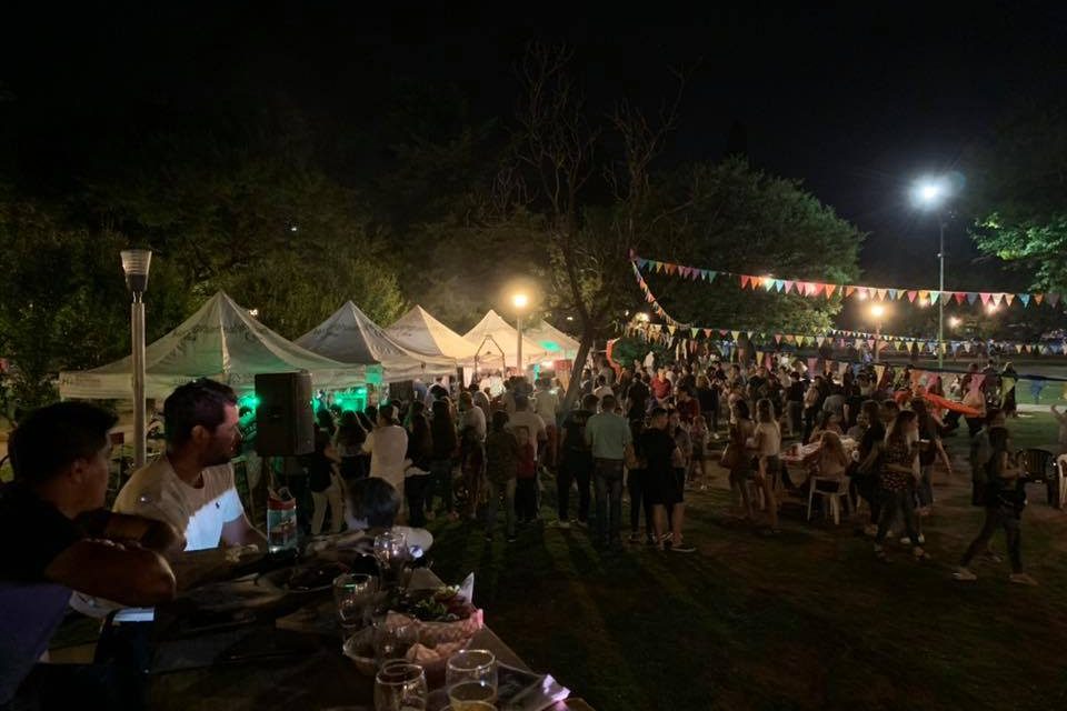 LLEGAN LOS CARNAVALES A HURLINGHAM CON LA PLAZA GASTRONÓMICA COMO PRINCIPAL ATRACCIÓN