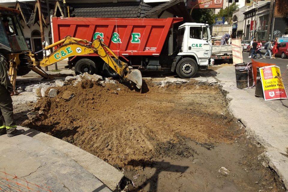 MORÓN AVANZA CON UN EXIGENTE PLAN INTEGRAL DE BACHEO: “EL OBJETIVO ES PODER LOGRAR TODO EL TERRITORIO, ES UN ESFUERZO ENORME”