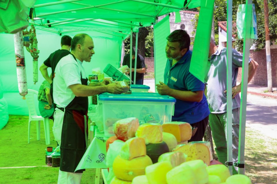 VUELVE EL MERCADO EN TU BARRIO A MORÓN