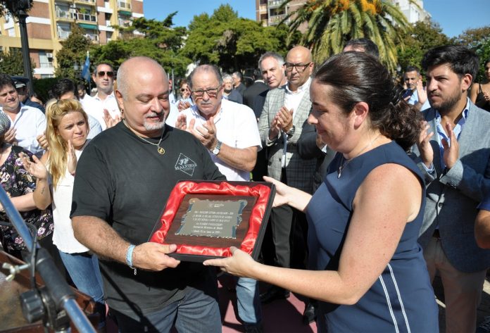 EL GOBIERNO DE MORÓN HOMENAJEÓ A LOS HÉROES DE MALVINAS