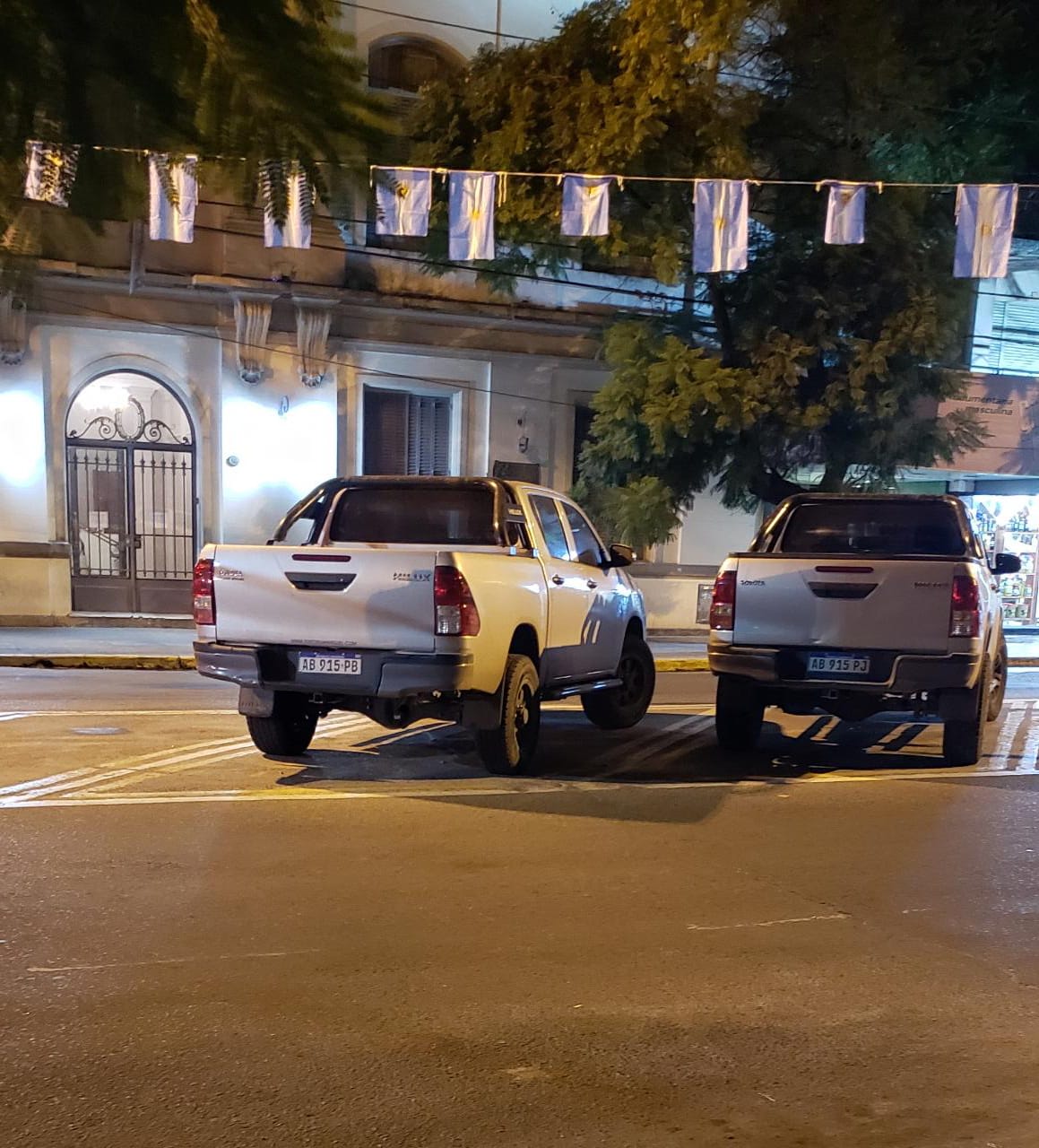 MERLO: ASEGURAN QUE EL INTENDENTE GUSTAVO MENÉNDEZ SE QUEDÓ CON CAMIONETAS POLICIALES