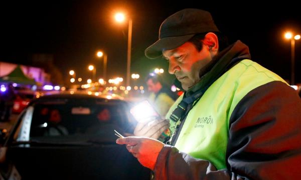 CINCO DETENIDOS Y 34 VEHÍCULOS SECUESTRADOS EN MORÓN