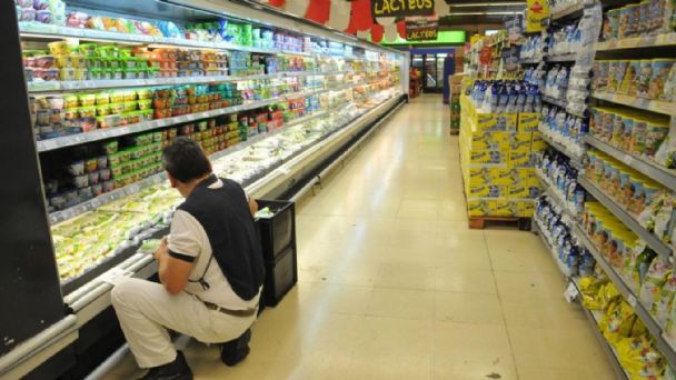 Extienden hasta el 31 de octubre los precios máximos para alimentos, bebidas y artículos de limpieza