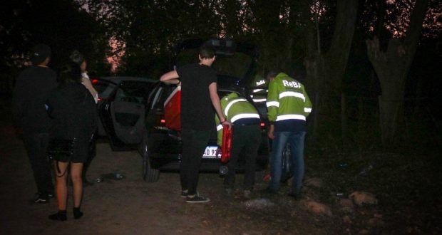 Se acabó la fiesta: La Policía interrumpió reuniones masivas en una quinta de Moreno y en otra de Parque Leloir