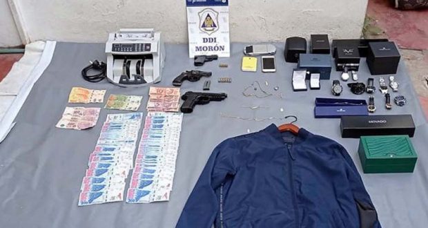 La Policía detuvo a dos sospechosos por el robo millonario a una joyería del Plaza Oeste shopping de Morón