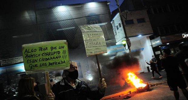 Ramos Mejía: El crimen de un kiosquero desató la furia de vecinos, que intentaron irrumpir en la Comisaría 2da